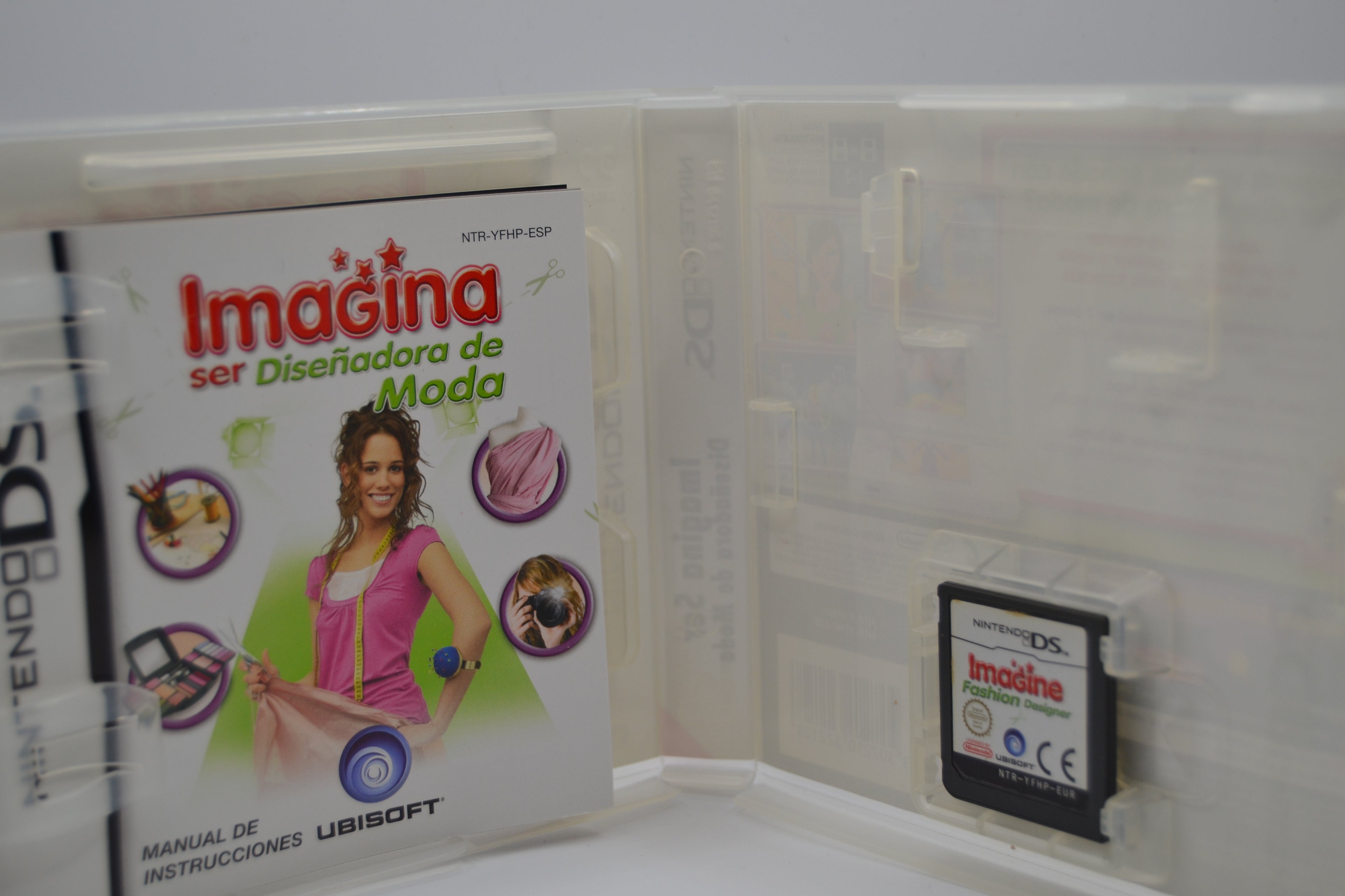 Imagina ser Diseñadora de Moda Nintendo DS completo PAL ESP - Estado cuidado