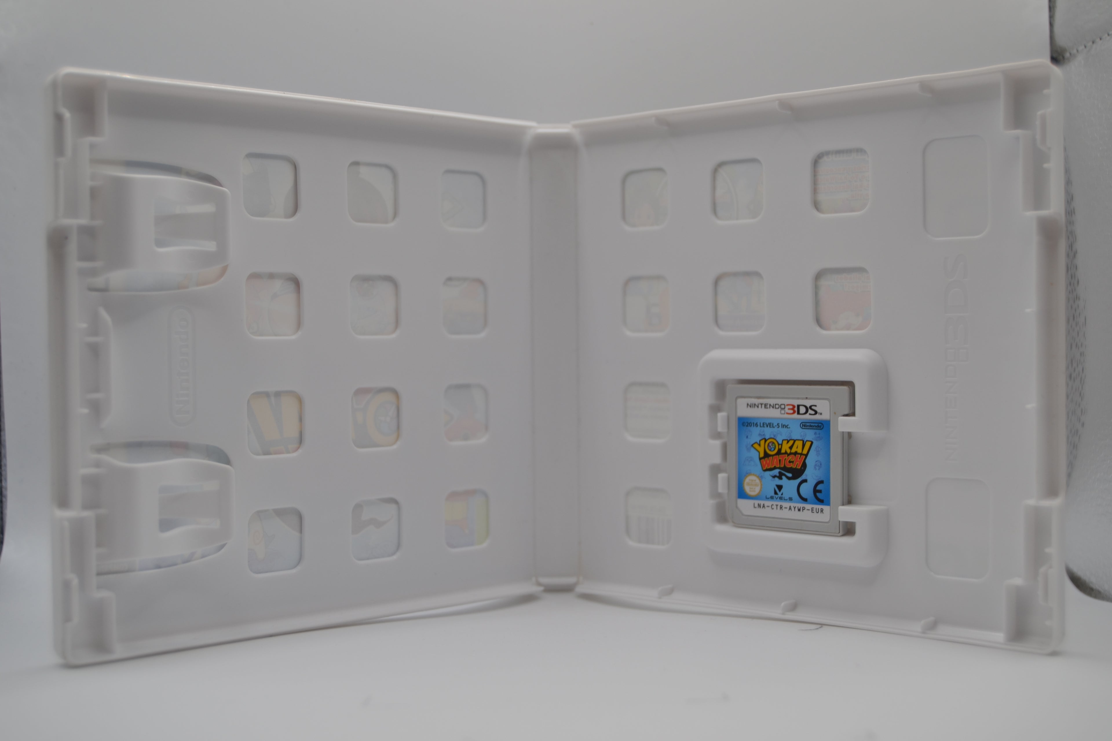 Yo-Kai Watch Nintendo 3DS juego + caja PAL ESP - Estado cuidado