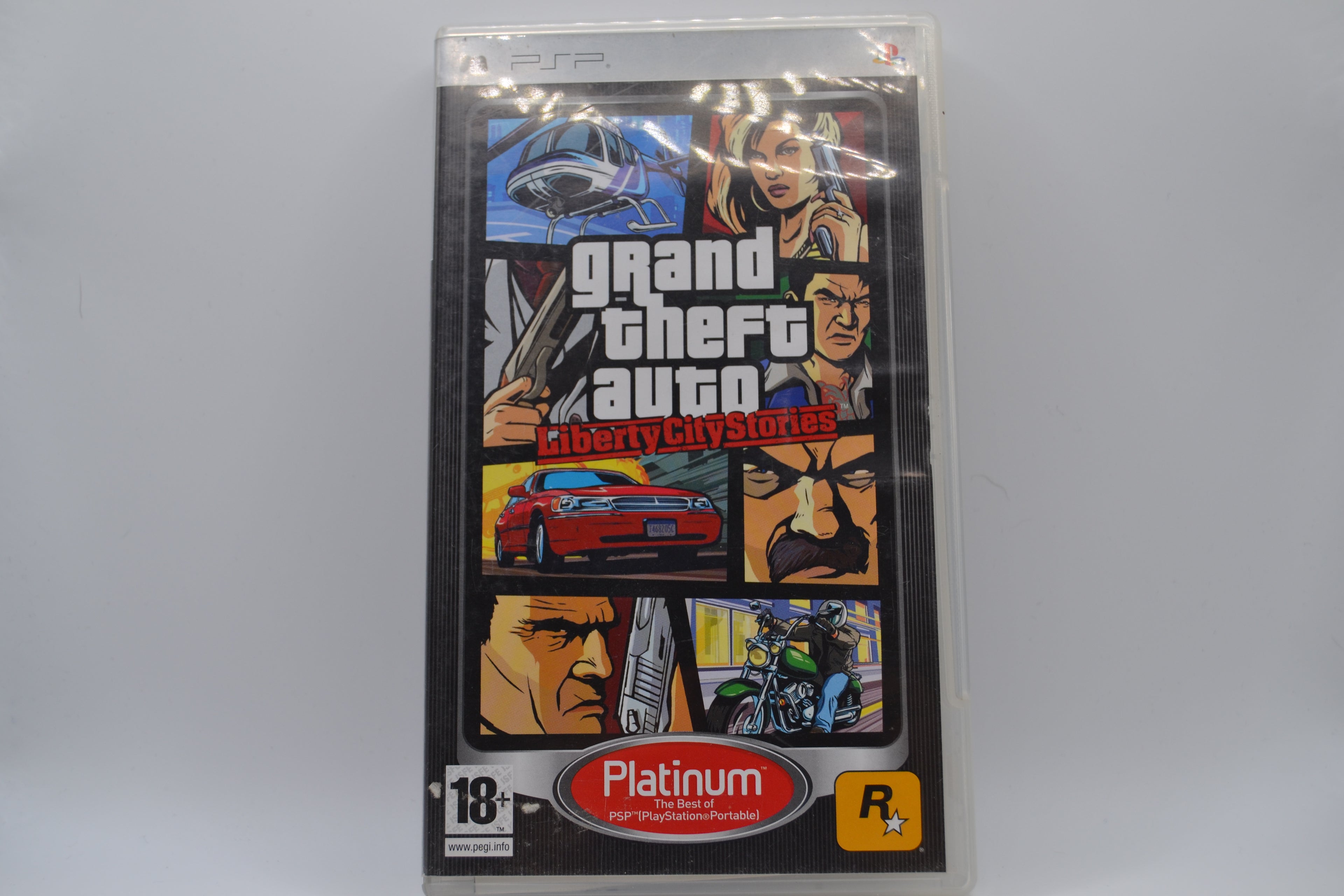 Grand Theft Auto Liberty City Stories Platinum PlayStation Portable completo PAL ESP - Estado cuidado