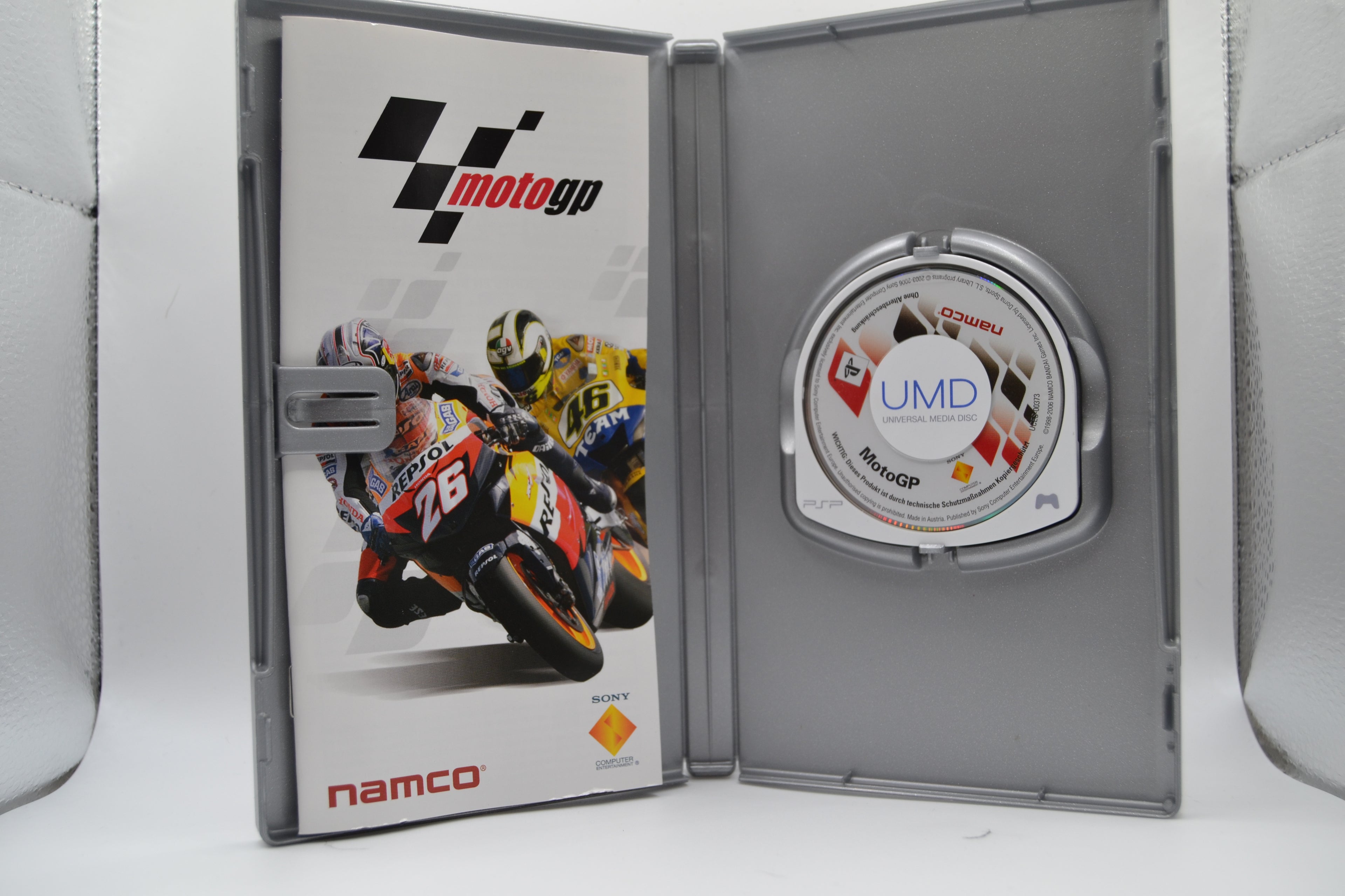 MotoGP Platinum PlayStation Portable completo PAL ESP - Estado cuidado