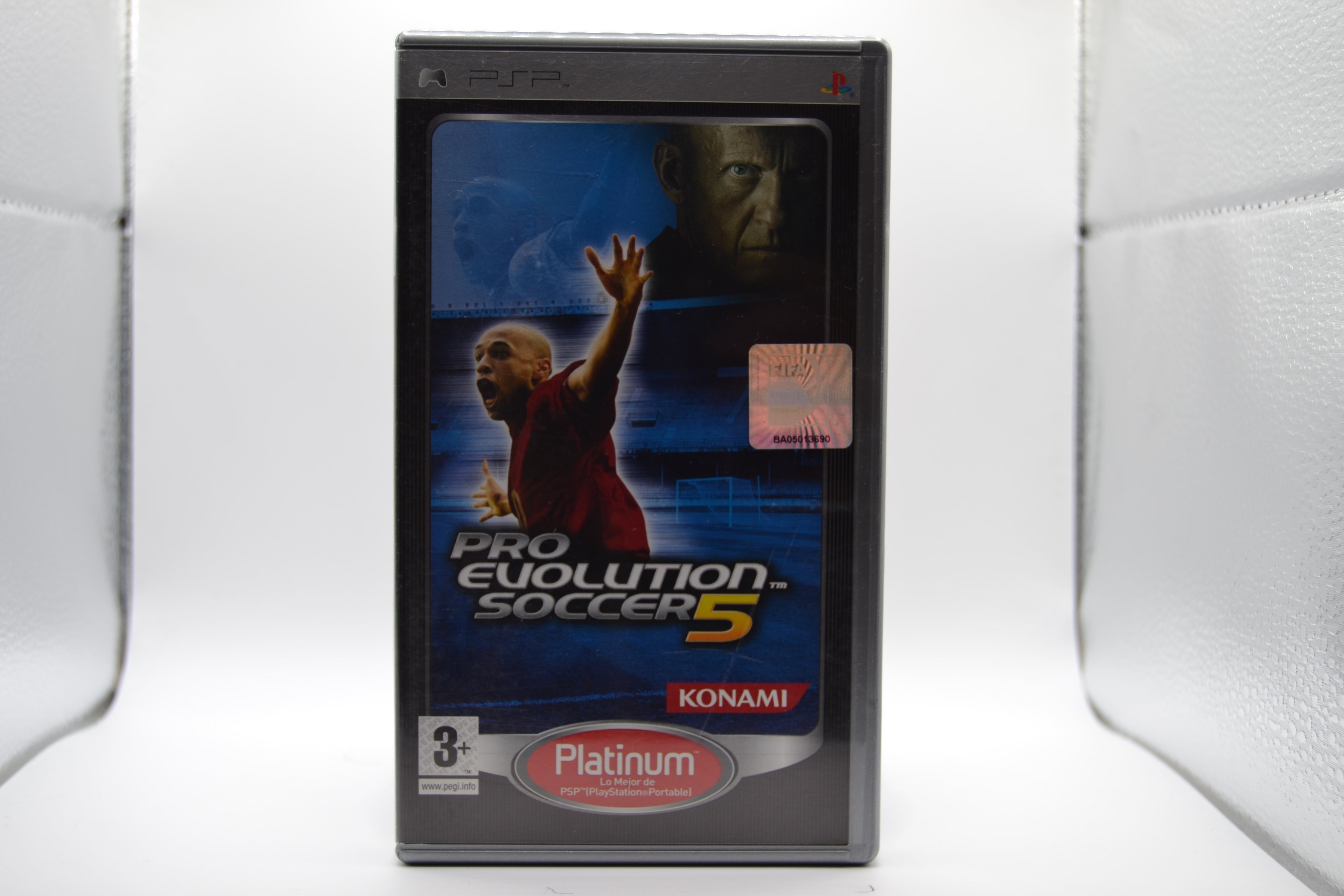 Pro Evolution Soccer 5 Platino [PSP] Completo - Estado excelente