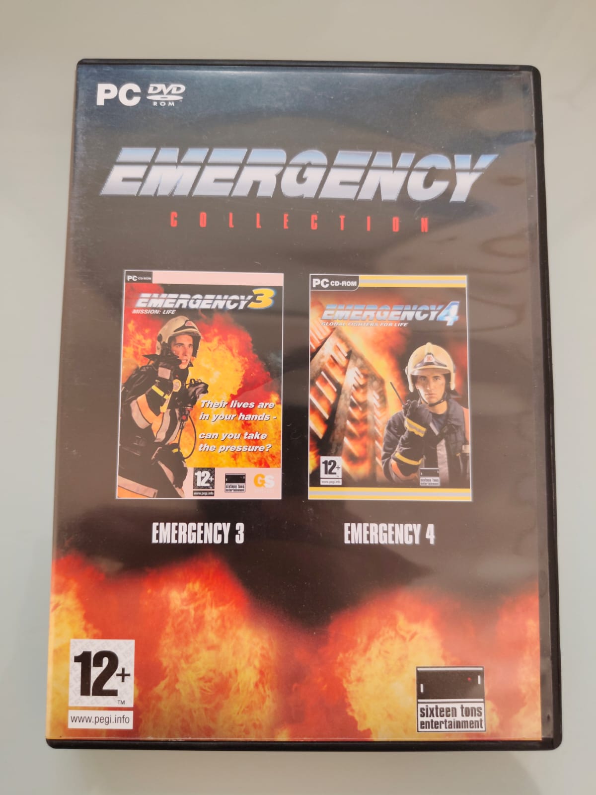 Emergency Collection PC juego + caja versión UK - Estado excelente