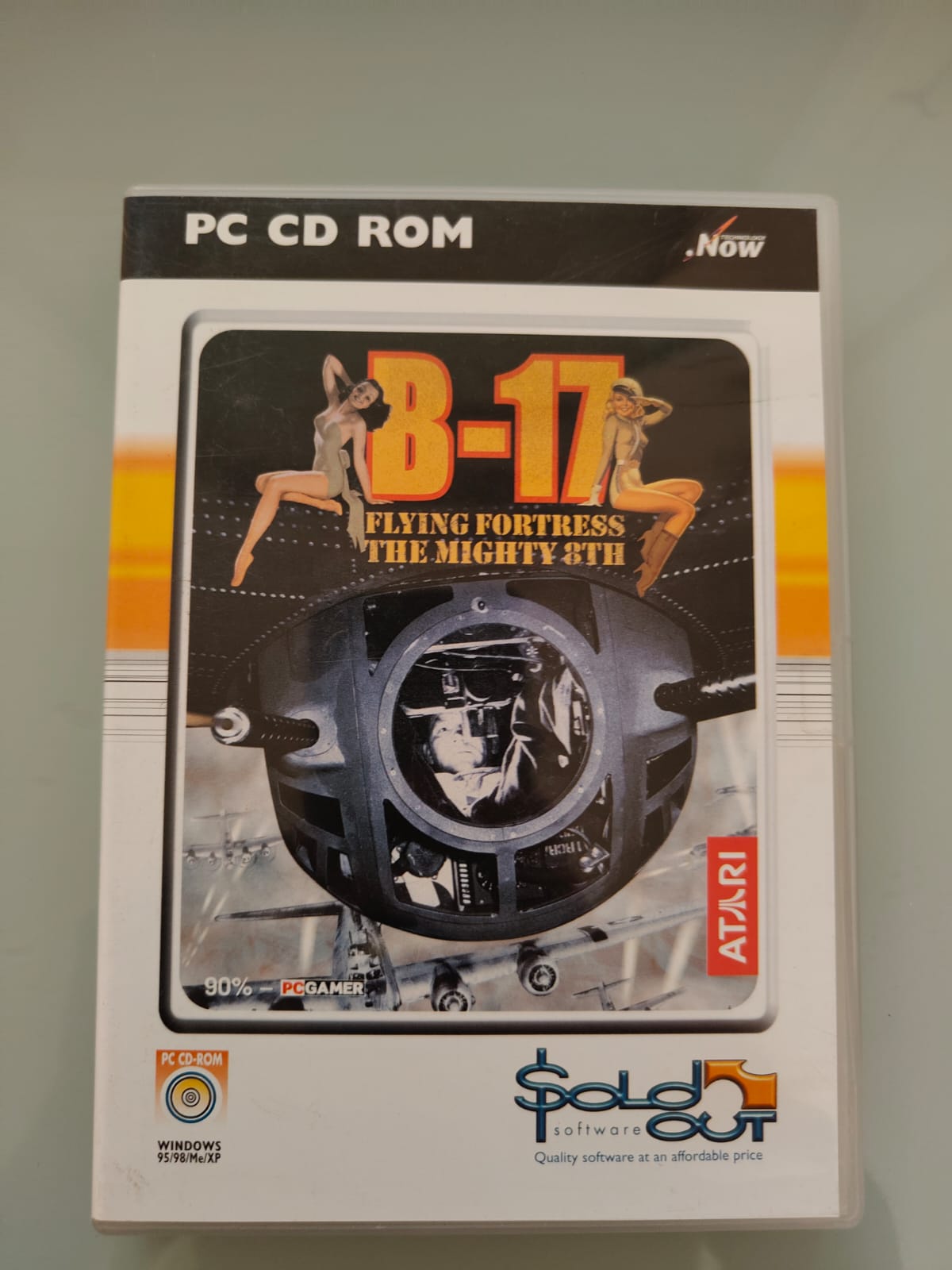 B-17 Flying Fortress: The Mighty 8th SOLD OUT PC juego + caja versión UK - Estado excelente
