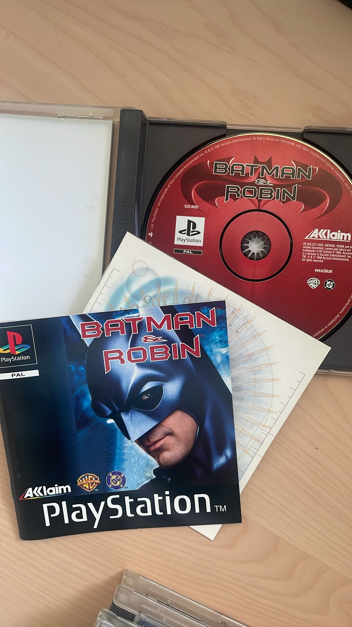 Batman & Robin PlayStation 1 completo PAL EUR - Estado excelente