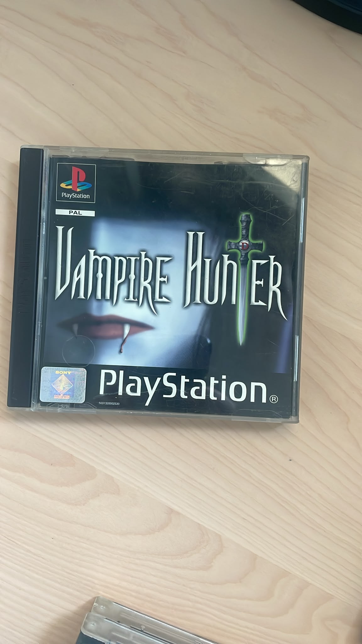 Vampire Hunter PlayStation 1 completo PAL EUR - Estado cuidado