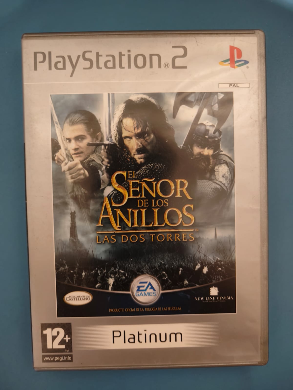 El Señor de los Anillos: Las Dos Torres Platinum PlayStation 2 juego + caja PAL ESP - Estado cuidado