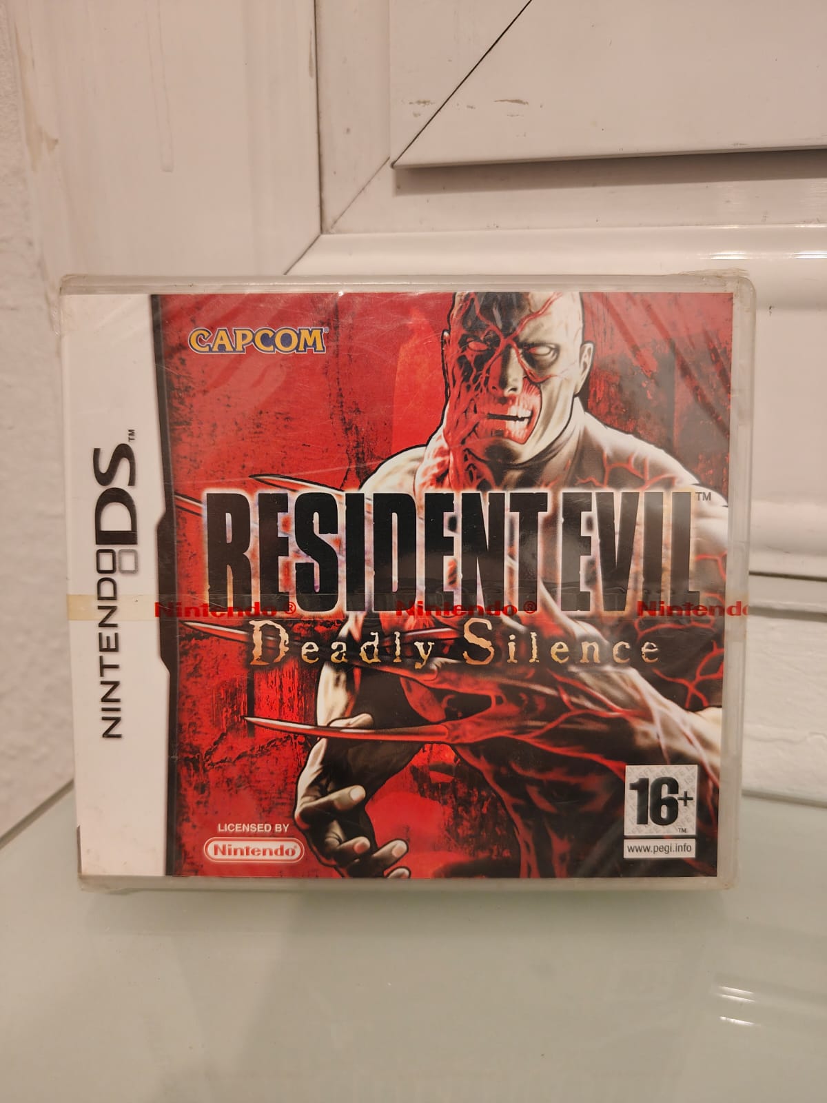 Resident Evil: Deadly Silence [DS] Sellado