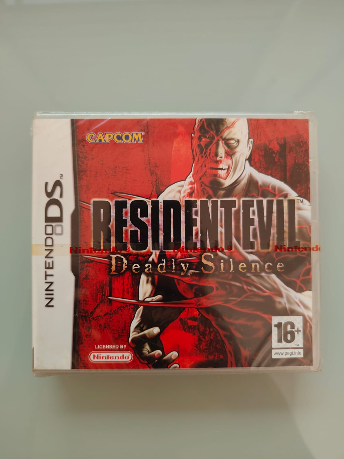 Resident Evil: Deadly Silence [DS] Sellado